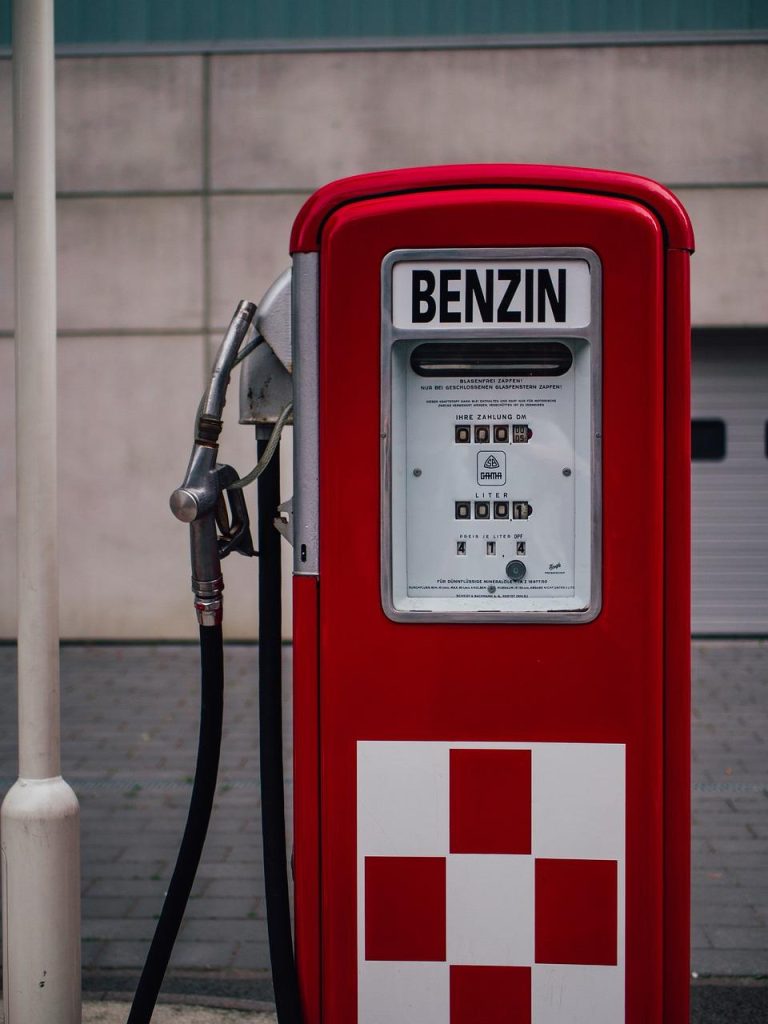 Benzinestation in Drachten met duurzaamheid en innovatie, elektrische laadpunten en eco-vriendelijke brandstoffen