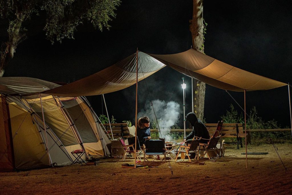 Campingwinkel in Middelburg met uitgebreid assortiment tenten, slaapzakken en kampeeruitrusting voor avontuurlijke outdoor ac
